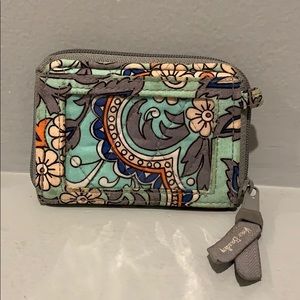 VERA BRADLEY Compact ID Wallet